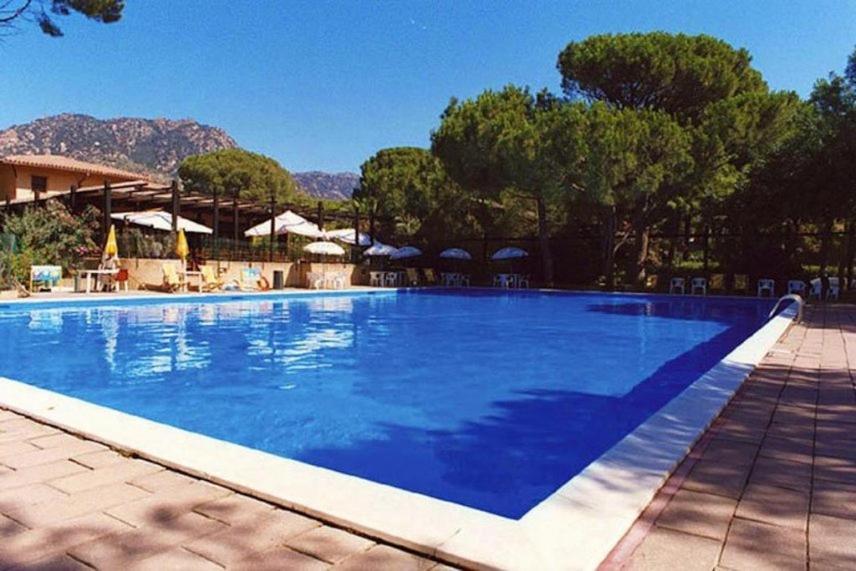 Beach House Calaverde Village Санта Маргерита ди Пула Екстериор снимка